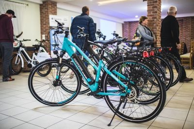 Pekné aj motorizované? Elektrobicykle Kenzel