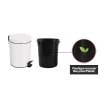 Vnitřní nádoba z recyklovaného plastu je součástí koše