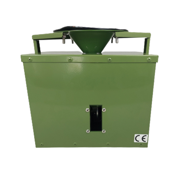Venator krmný automat Feed28 12V - Dvoumotorový Směrový