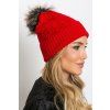 Čepice s kostkovaným vzorem a kožešinovým střapcem červená (Velikost UNI)