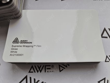 Bílá lesklá fólie Avery Dennison SWF Wrap Gloss White AV2100001