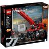 LEGO® Technic 42082 Terénní jeřáb  + volná rodinná vstupenka do Muzea LEGA Tábor v hodnotě 590 Kč