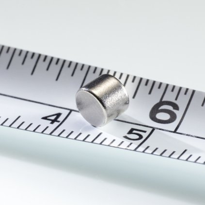 Neodymový magnet válec pr.5x4 N 80 °C, VMM4-N35 (Počet kusů 1 ks)