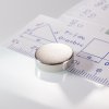 Neodymový magnet válec pr.15x4 N 80 °C, VMM4-N35 (Počet kusů 1 ks)