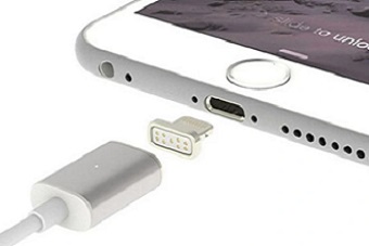 Magnetickou nabíječku si zamilujte během pár vteřin