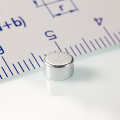 Neodymový magnet válec pr.5x3 Z 80 °C, VMM4-N35 (Počet kusů 1 ks)