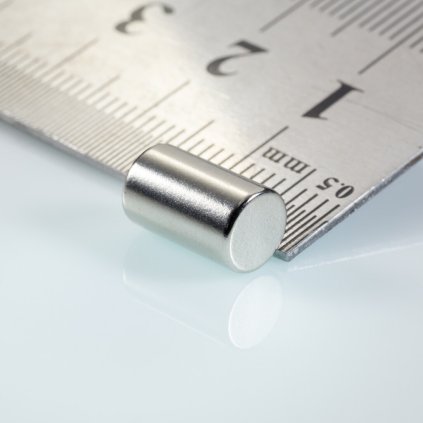 Neodymový magnet válec, DIAMETRÁLNÍ, pr.6x10 N 80 °C, VMM6-N40 (Počet kusů 1 ks)
