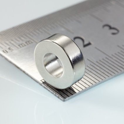 Neodymový magnet mezikruží pr.11,5x pr.5,5x4 N 80 °C, VMM4-N30 (Počet kusů 1 ks)