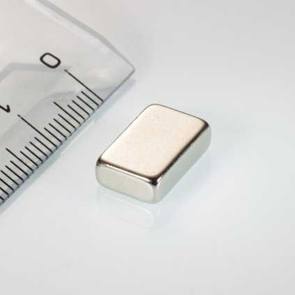 Neodymový magnet kvádr 13x8,4x4 N 80 °C, VMM5-N38 (Počet kusů 1 ks)