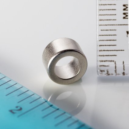 Neodymový magnet mezikruží pr.8x pr.5x5 N 80 °C, VMM8-N45 (Počet kusů 1 ks)