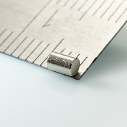 5533 neodymovy magnet valec pr 2x4 n 80 c vmm8 n45