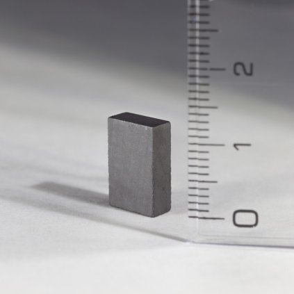 Feritový magnet kvádr 13x8,4x4 (Počet kusů 1 ks)