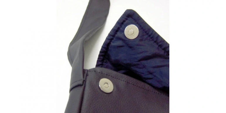 Magnetické zapínání na kabelky