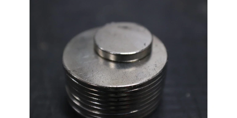 Magnety do vysokých teplot