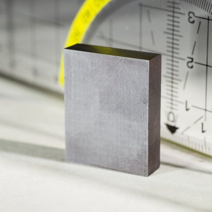 2590 feritovy magnet kvadr 25x20x6