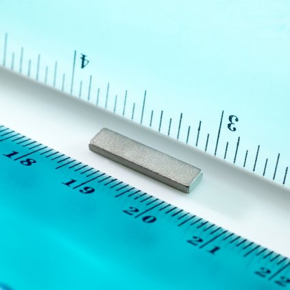 844 samariovy magnet kvadr 17x4x1 6