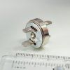 1675 2 magneticky uzaver na kabelky