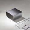 910 feritovy magnet kvadr 30x30x15
