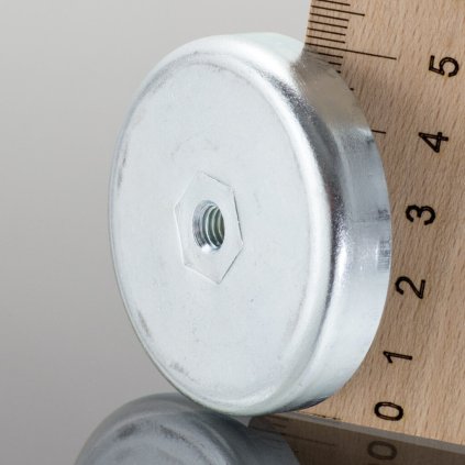 1090 magneticka cocka pr 50 x vyska 10 mm s vnitrnim zavitem m6 6h