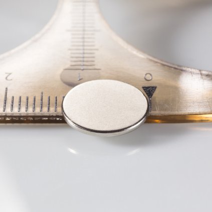 Neodymový magnet válec pr.12x1 N 80 °C, VMM5-N38 (Počet kusů 1 ks)