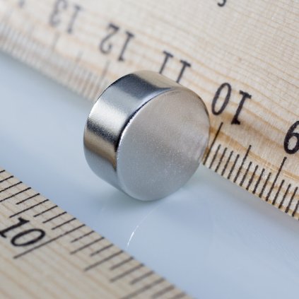 Neodymový magnet válec pr.13x6 N 80 °C, VMM7-N42 (Počet kusů 1 ks)