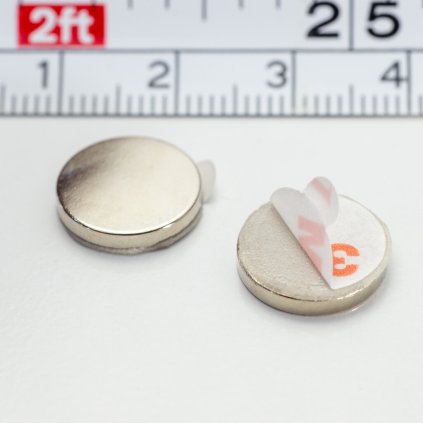 3676 neodymovy magnet se samolepkou valec pr 12x2 n 80 c sada 2 ks vmm4 n35