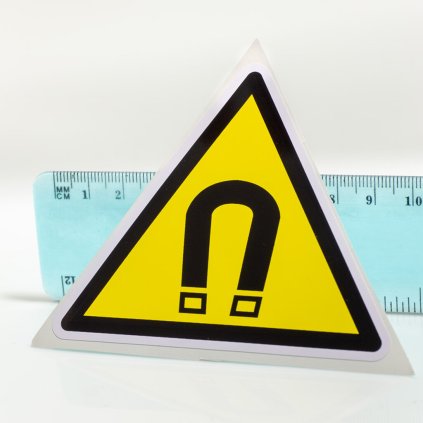 3907 nalepka pozor magnet velka