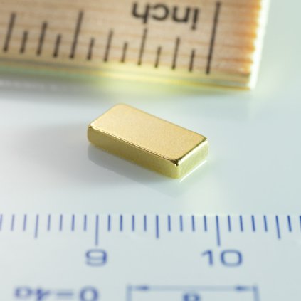 Neodymový magnet kvádr 10x5x2 Au 80 °C, VMM10-N50 (Počet kusů 1 ks)