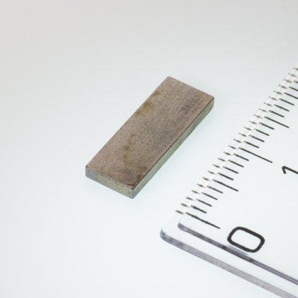 Neodymový magnet kvádr 15x5,5x1,5 P 80 °C, VMM8-N45 (Počet kusů 1 ks)