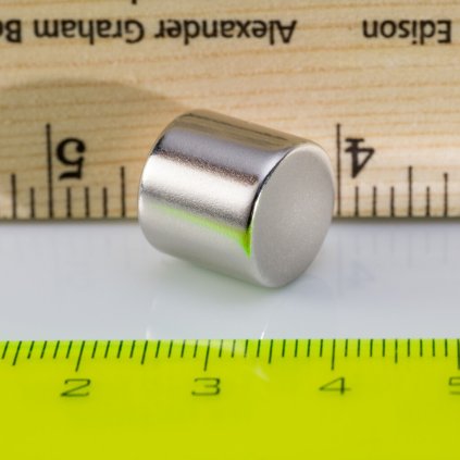 Neodymový magnet válec pr.13x12 N 80 °C, VMM7-N42 (Počet kusů 1 ks)
