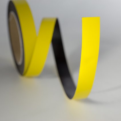 Magnetický pásek 20x0,6 mm, délka 1 m,  žlutý (Počet kusů 1 m)