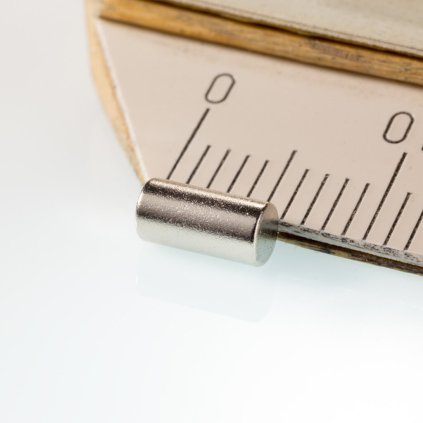 Neodymový magnet válec pr.3x6 N 80 °C, VMM4-N30 (Počet kusů 1 ks)