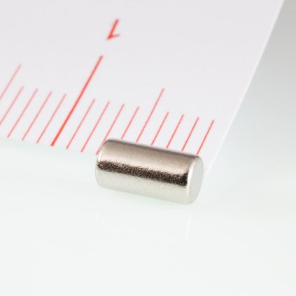 Neodymový magnet válec pr.3,1x6 N 80 °C, VMM4-N30 (Počet kusů 1 ks)
