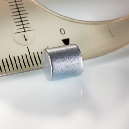 Neodymový magnet válec pr.8x8 Z 150 °C, VMM3SH-N33SH (Počet kusů 1 ks)