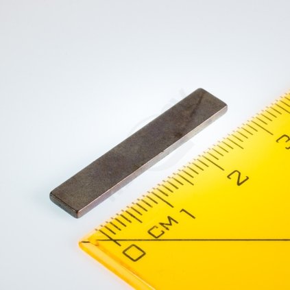 241 1 neodymovy magnet kvadr 30x5 5x1 5 p 150 c vmm8sh n45sh