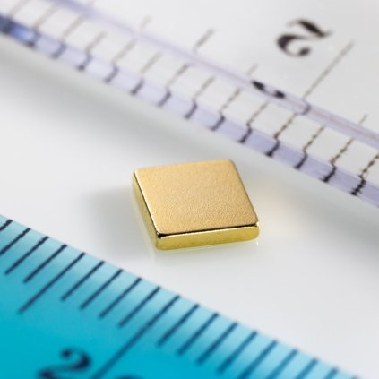 757 neodymovy magnet kvadr 5x5x1 au 80 c vmm9 n48