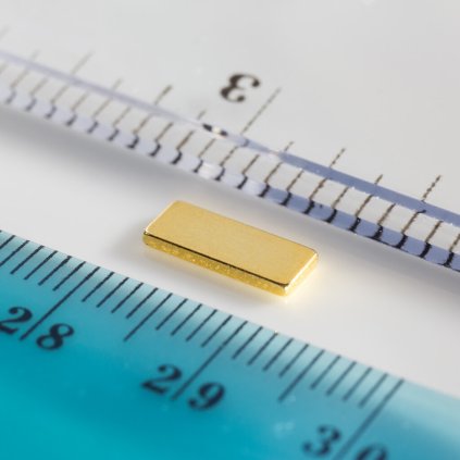 79 neodymovy magnet kvadr 10x4x1 au 80 c vmm10 n50