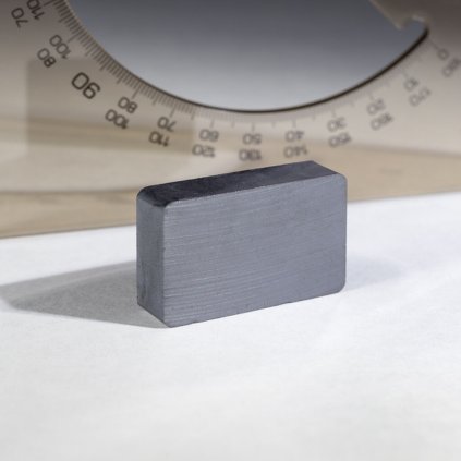 913 feritovy magnet kvadr 40x25x10