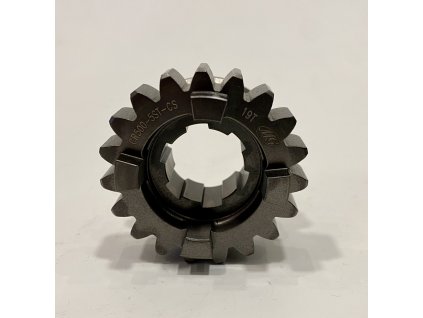 CR500 - 19T - GEAR, COUNTERSHAFT FIFTH
