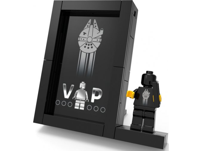 LEGO® 5005747 Black VIP Frame (Card Display) polybag  + volná rodinná vstupenka do Muzea LEGA Tábor v hodnotě 540 Kč