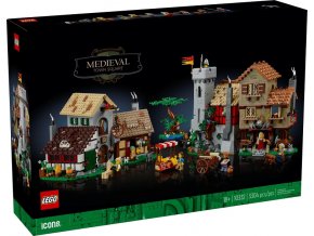 LEGO® Icons 10332 Středověké náměstí  + volná rodinná vstupenka do Muzea LEGA Tábor v hodnotě 540 Kč