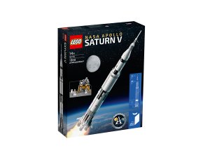 LEGO® Ideas 92176 NASA Apollo Saturn V  + volná rodinná vstupenka do Muzea LEGA Tábor v hodnotě 540 Kč