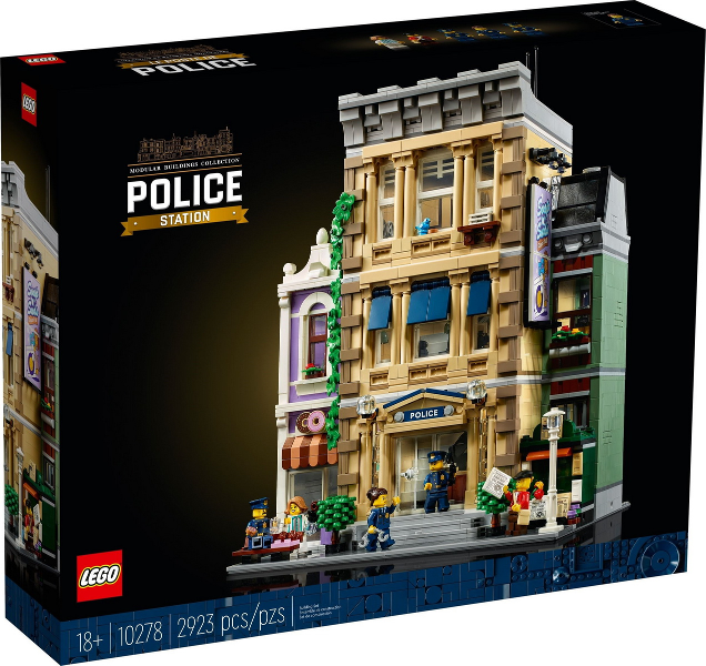 LEGO® Creator Expert 10278 Policejní stanice + volná rodinná vstupenka do Muzea LEGA Tábor v hodnotě 490 Kč