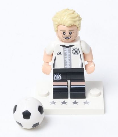 LEGO® minifigurky 71014 DFB série - 12. André Schürrle