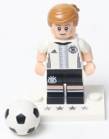 LEGO® minifigurky 71014 DFB série - 10. Toni Kroos