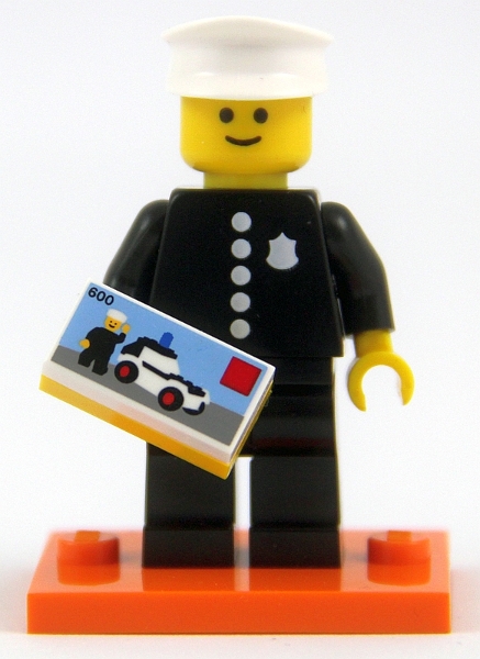 LEGO® 71021 minifigurky 18. série - 08. Classic Police Officer