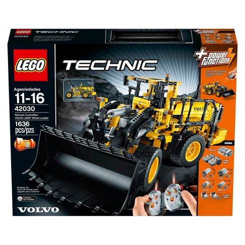 LEGO® Technic 42030 VOLVO L350F Kolový nakladac na dálkové ovládání + volná rodinná vstupenka do Muzea LEGA Tábor v hodnotě 490 Kč