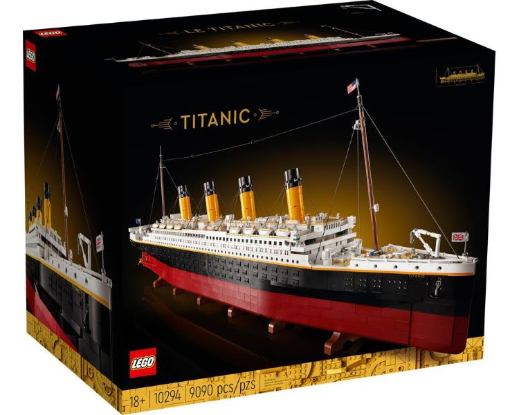 LEGO® Creator Expert 10294 Titanic + volná rodinná vstupenka do Muzea LEGA Tábor v hodnotě 490 Kč