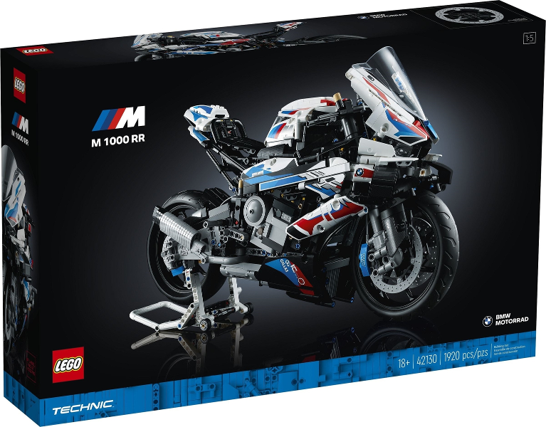 LEGO® Technic 42130 BMW M 1000 RR + volná rodinná vstupenka do Muzea LEGA Tábor v hodnotě 490 Kč