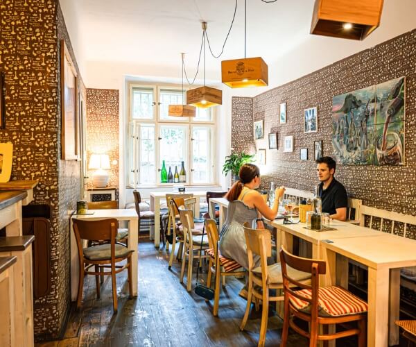 Na břehu Rhôny – vinný bar Výtoň